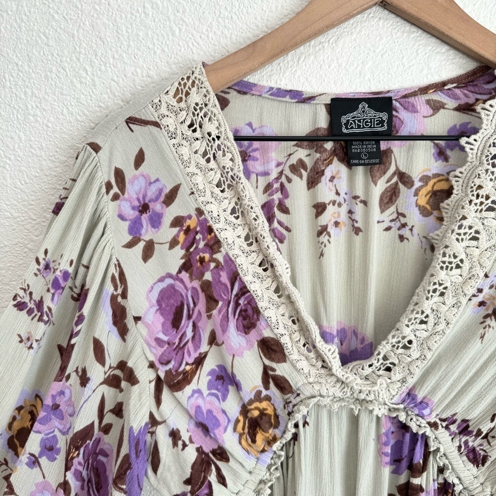 Angie Women's Large Babydoll Blouse Romantic Floral Summer Boho Bell Sleeve - Picture 3 of 11